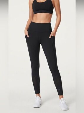 PINK Victoria's Secret Ultimate Leggings Black Size Medium with Mesh